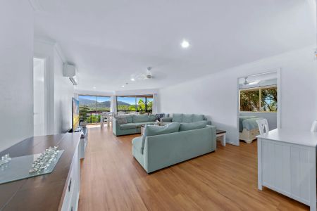 Elevated Living with Stunning Whitsunday Views - Photo 2