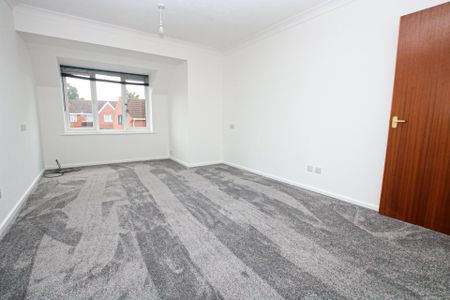 Green Court, Thorpe St Andrew, Norwich - Photo 2