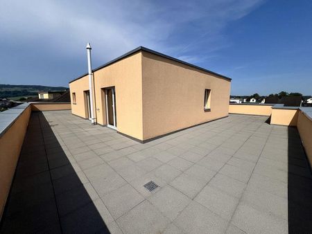 Moderne Attikawohnung mit grosser Terrasse! - Foto 4