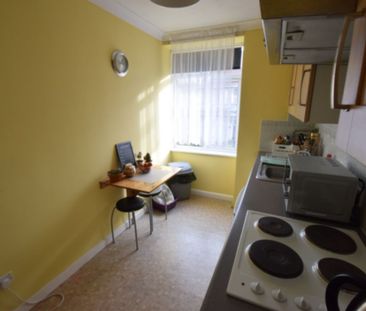 1 Bedroom Flat To Rent in Boscombe - £700 pcm Tenancy Info - Photo 5