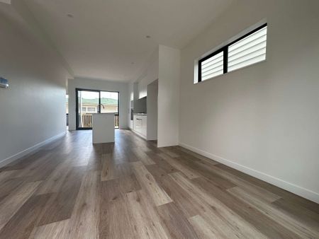 Brand new family home - Photo 4