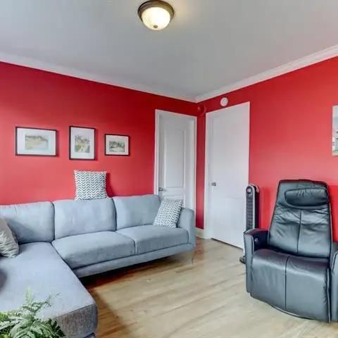 41/2 à Ste-Thérèse,+ stationnement+jardin ,Dispo tout de suite - Photo 1