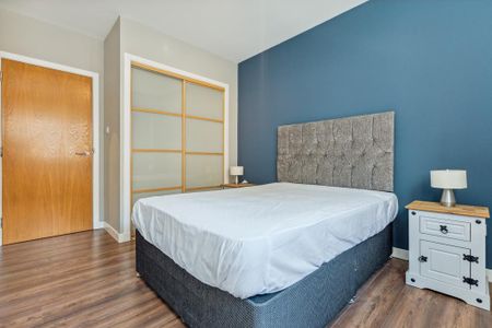 2 bedroom flat to rent - Photo 5