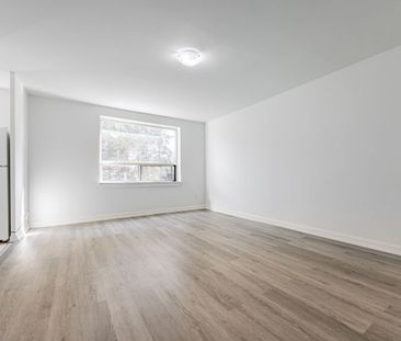 For Lease - 4 Hill Heights Road Unit# 304, Toronto, Ontario - Photo 4