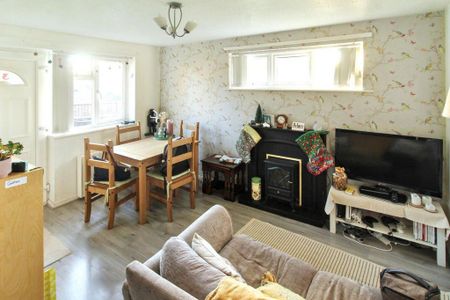 1 bedroom terraced house to rent - Photo 2