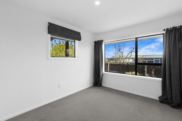 Perfect Family Home - Photo 1