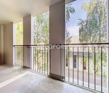 Apartment - Photo 2