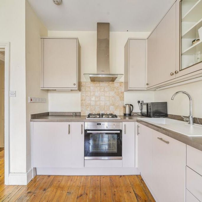 2 bedroom flat to rent - Photo 1