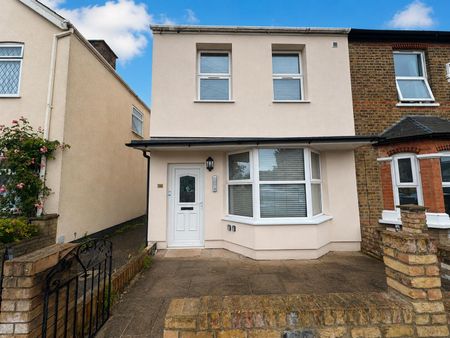 Tachbrook Road, Feltham TW14, London - Photo 4