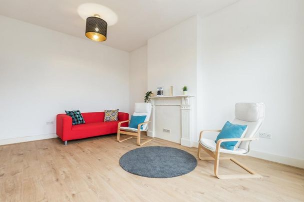 4 bedroom maisonette to rent - Photo 1