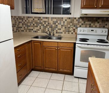 For Lease - 2 Kootenay Crescent Unit# Bsmt, Toronto, Ontario - Photo 6