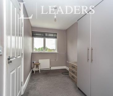 1 bedroom in a house share to rent - Photo 4