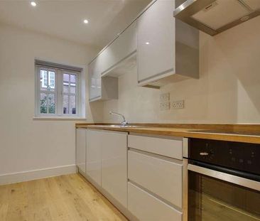 Ollivers Chase, Goring-by-sea, Worthing, BN12 - Photo 6