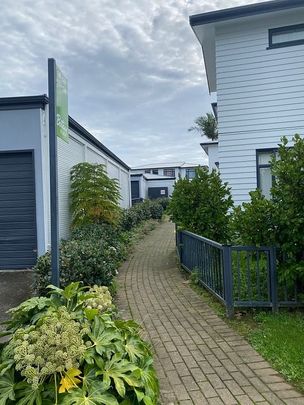 1 Bedroom Apartment in East Tamaki / Botany - Photo 1