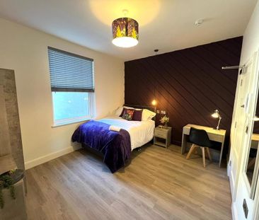 1 bedroom in a house share to rent - Photo 3