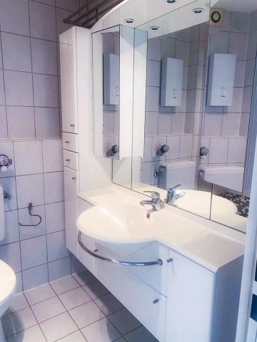 Schöne 2 ZKB Wohnung mit Balkon am Saarbrücker Schloss - Photo 3