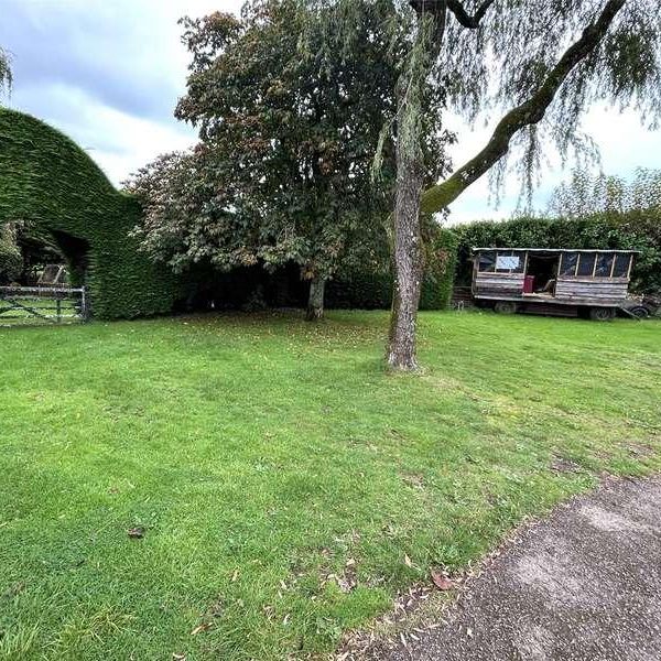 Bulverton Well Cottage, Bulverton, Sidmouth, Devon, EX10 - Photo 1