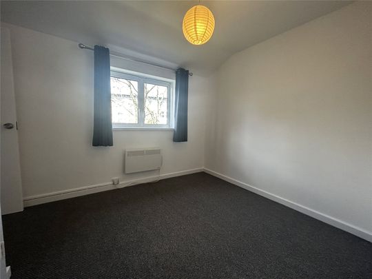 1 bedroom Flat in Mount Pleasant, Bracknell - Photo 1
