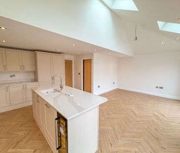 Caversham Close, Nuneaton, CV11 - Photo 6