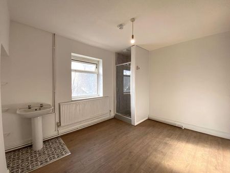 1 bedroom property to rent - Photo 2