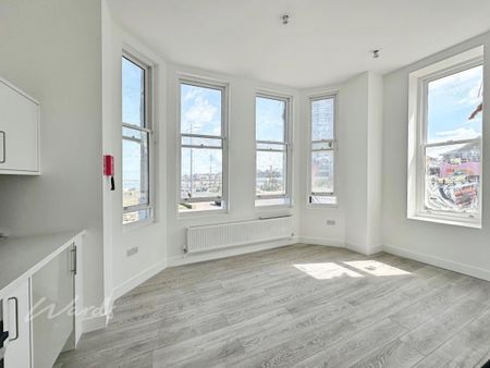 2 bedroom apartment to rent - Photo 2
