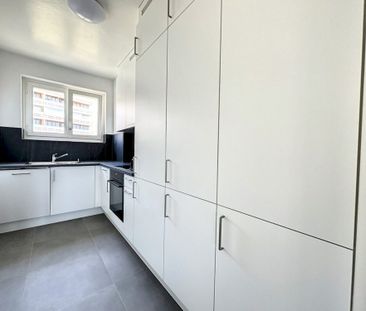 Appartement rénové de 3 pièces au 1er étage - Photo 1