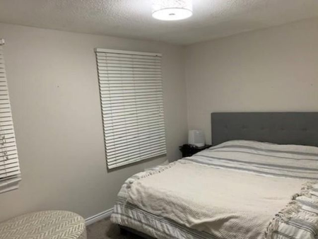 For Lease - 8166 PADDOCK TRAIL Drive, Niagara Falls, Ontario - Photo 4