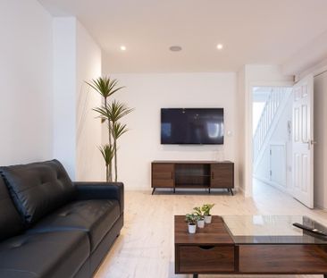 6 bedroom house of multiple occupation to rent - Photo 4