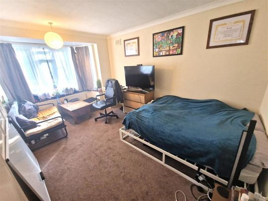 2 bedroom bungalow to rent - Photo 1