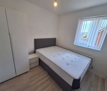 2 Bed Flat, Millers Brow Walk, M9 - Photo 6