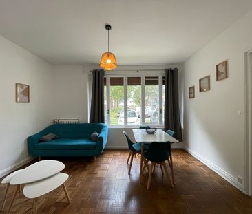 Location Appartement 3 pièces 50m² - Photo 2
