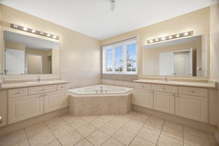 For Lease - 5218 Oscar Peterson Boulevard, Mississauga, Ontario - Photo 5