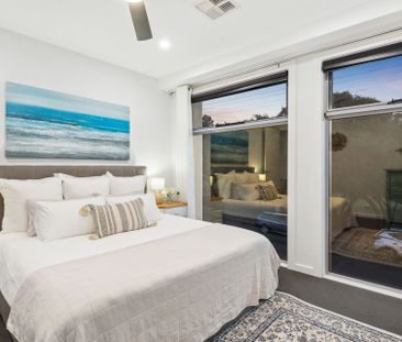 Coastal Modern Living - Photo 6