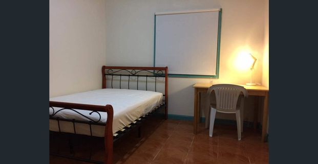 Move in Today! Bright & Furnished Bedroom in a Shared Home - Photo 1