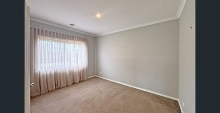 Stunning & Elegant - Photo 4