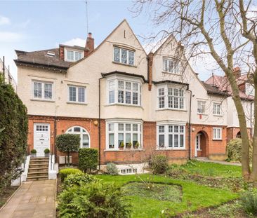 3 bedroom flat in Hampstead - Photo 3