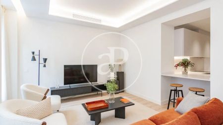 Piso de alquiler en Cortes - Huertas - Foto 2