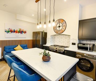 1 bedroom in a house share to rent - Photo 3