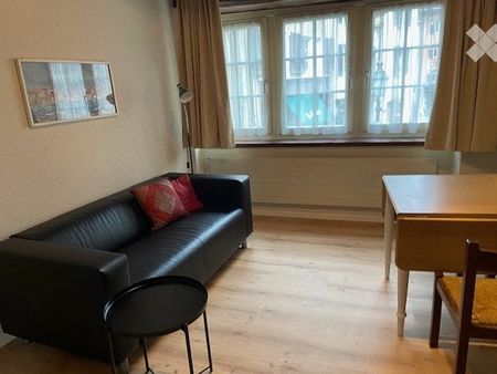 Voll möblierte 2-Zimmer Wohnung im Zentrum von Baden - Photo 2
