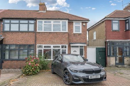 3 bedroom house to rent - Photo 2