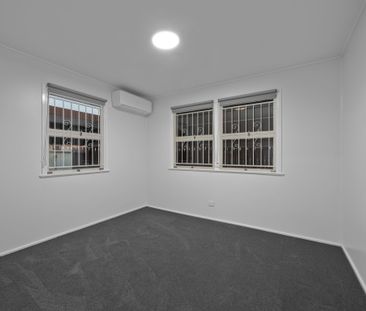 120 Raceview Street, Raceview QLD 4305 - House For Rent | Domain - Photo 4