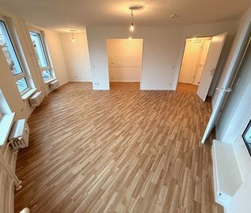Einziehen und wohlfühlen - 2-Zimmer-Wohnung mit Balkon in Berlin-Pr... - Photo 4