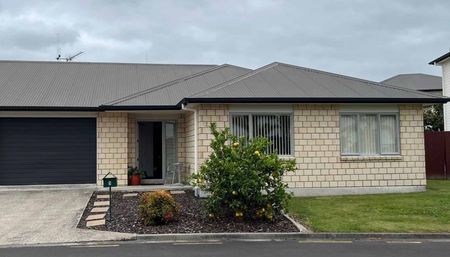 3 Bedroom property within The Sanctuary - Photo 4