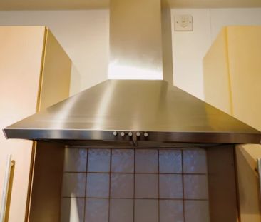 Entire Place·1B1B···18 Westside Two,20 Suffolk Street - Photo 6