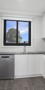 3 bedroom house - 20% below market rent - Photo 3