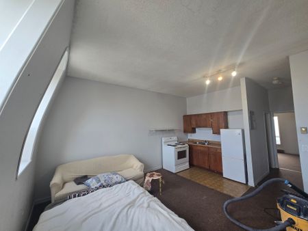 For Lease - 15 King Street Unit# Apartment #5, Clarington, Ontario - Photo 5