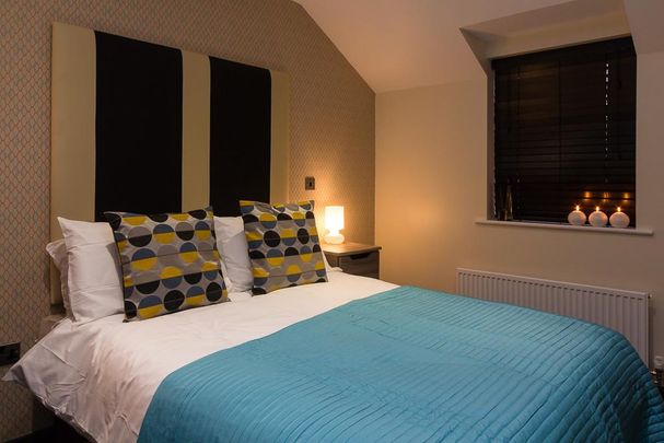 6 bedroom house to rent - Photo 1