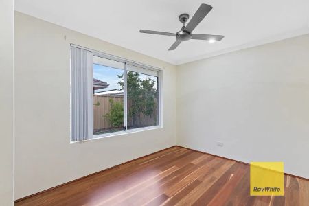 “Stunning Property in Canning Vale” - Photo 5