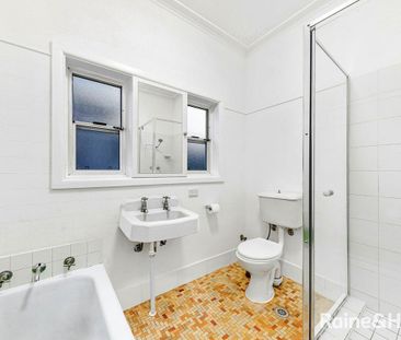 56 Baldwin Avenue, Asquith, NSW 2077 - Photo 4