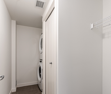 Nautical Luxury Suites at Summerside - Photo 6